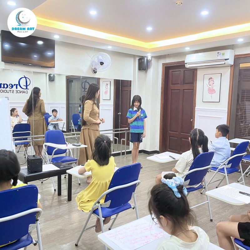 Trải nghiệm khóa học MC nhí thật vui tại Dream Art!